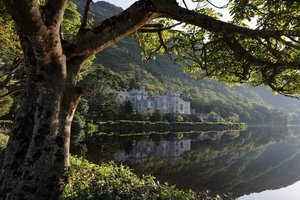 Alte Benediktinerinnen-Abtei "Kylemore Abbey"