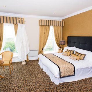 Doppelzimmer lichtdurchflutet